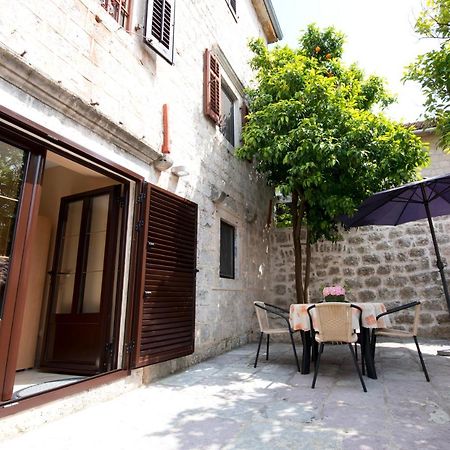 Apartments Radonicic Kotor Exterior foto