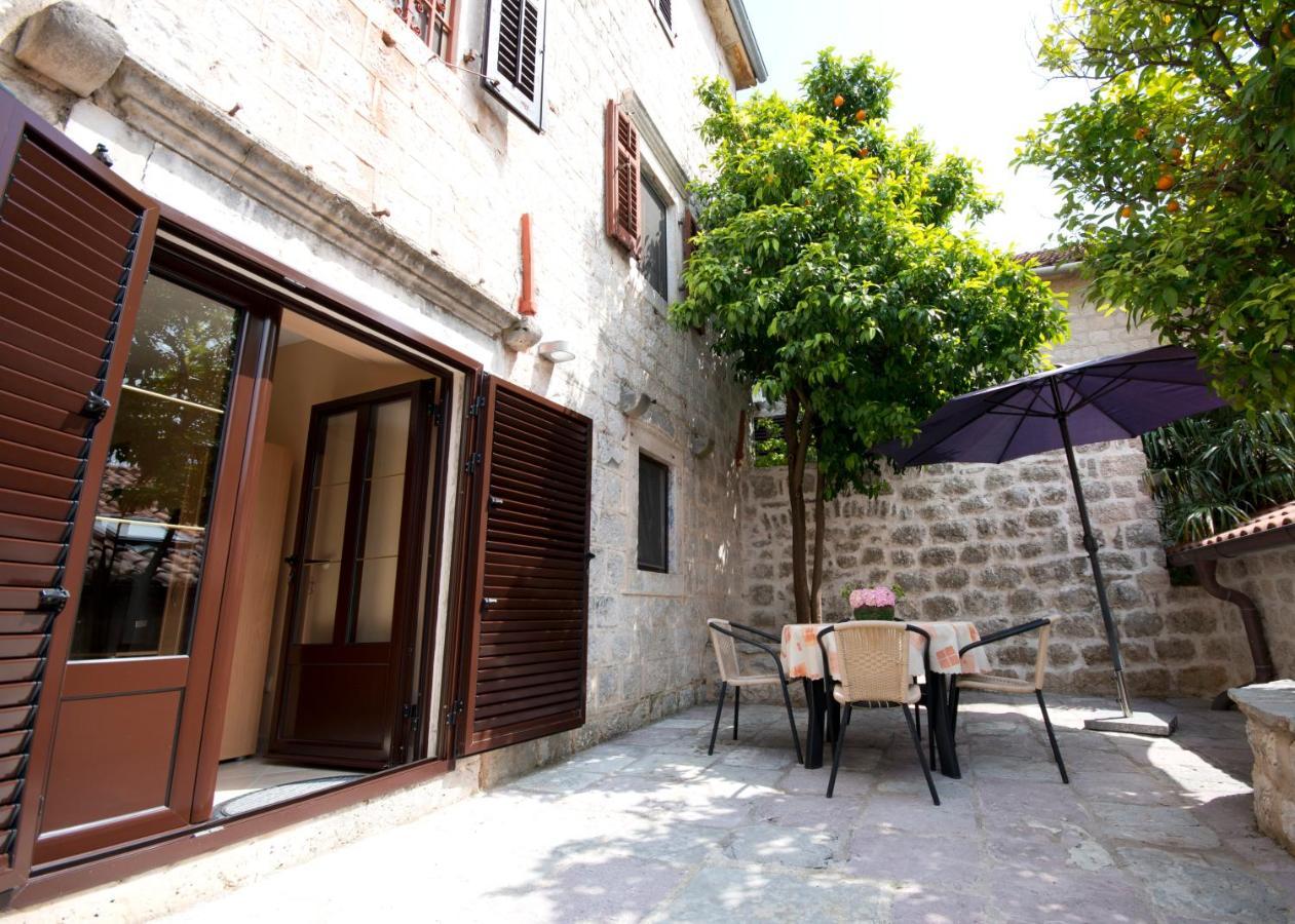 Apartments Radonicic Kotor Exterior foto