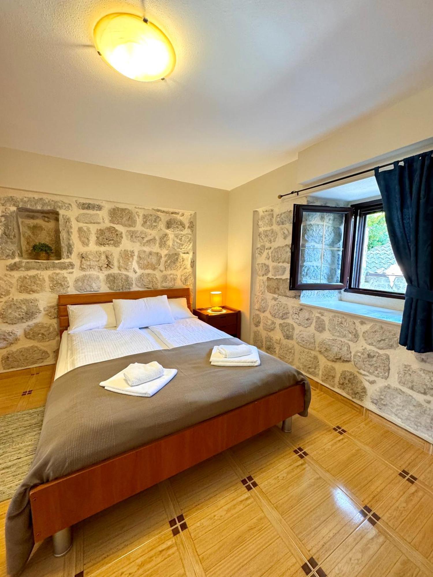 Apartments Radonicic Kotor Exterior foto