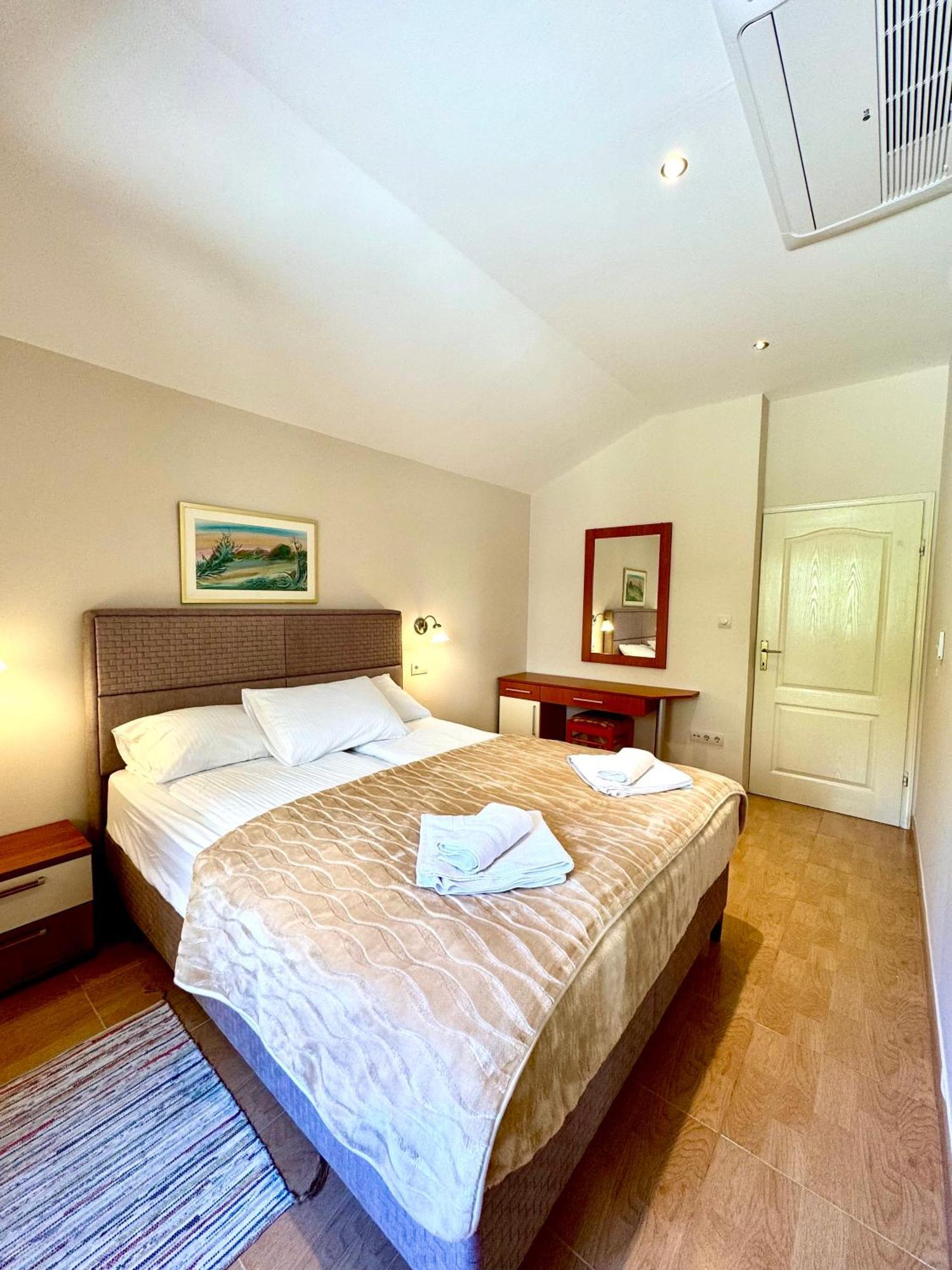 Apartments Radonicic Kotor Exterior foto