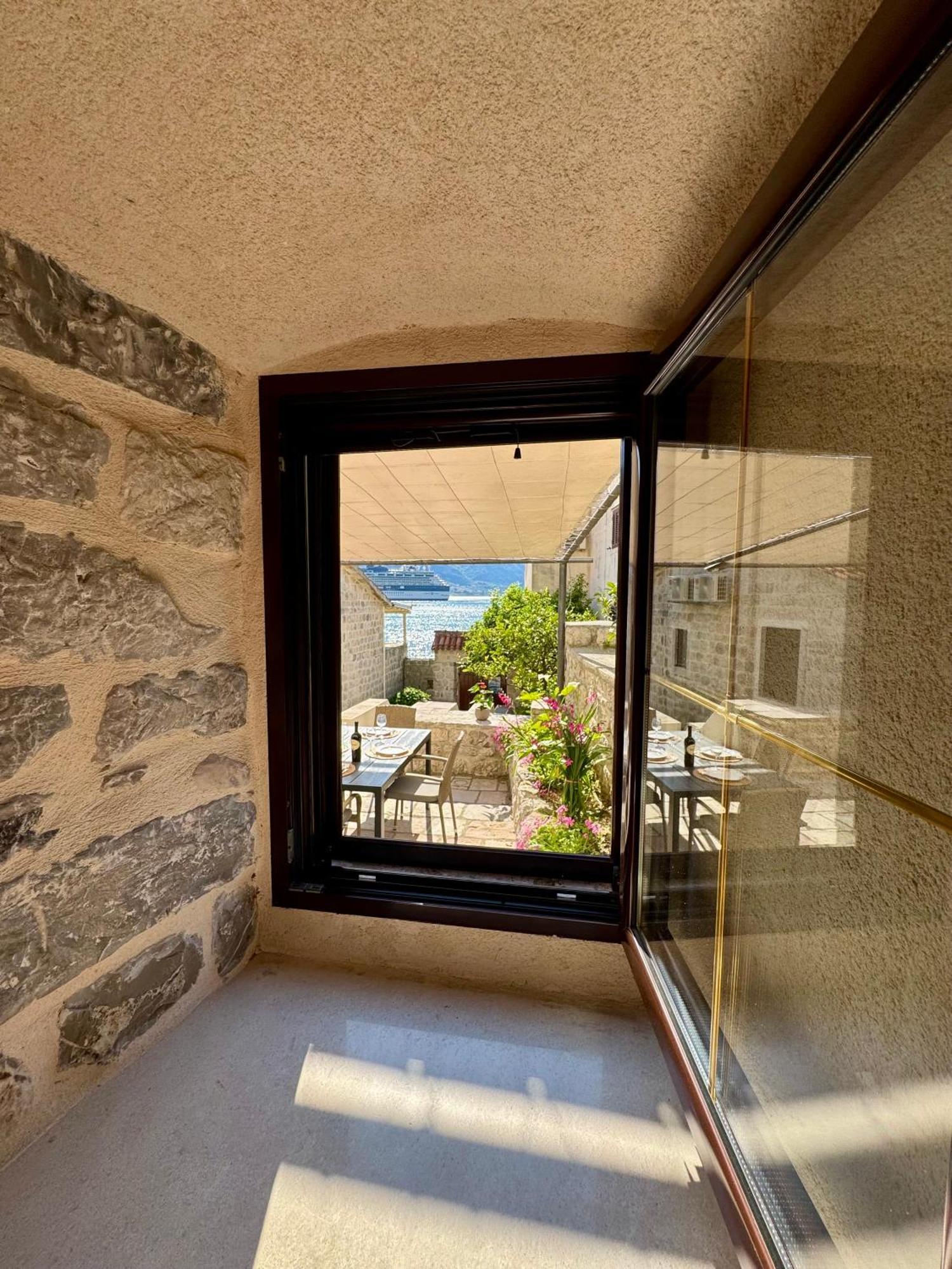 Apartments Radonicic Kotor Exterior foto